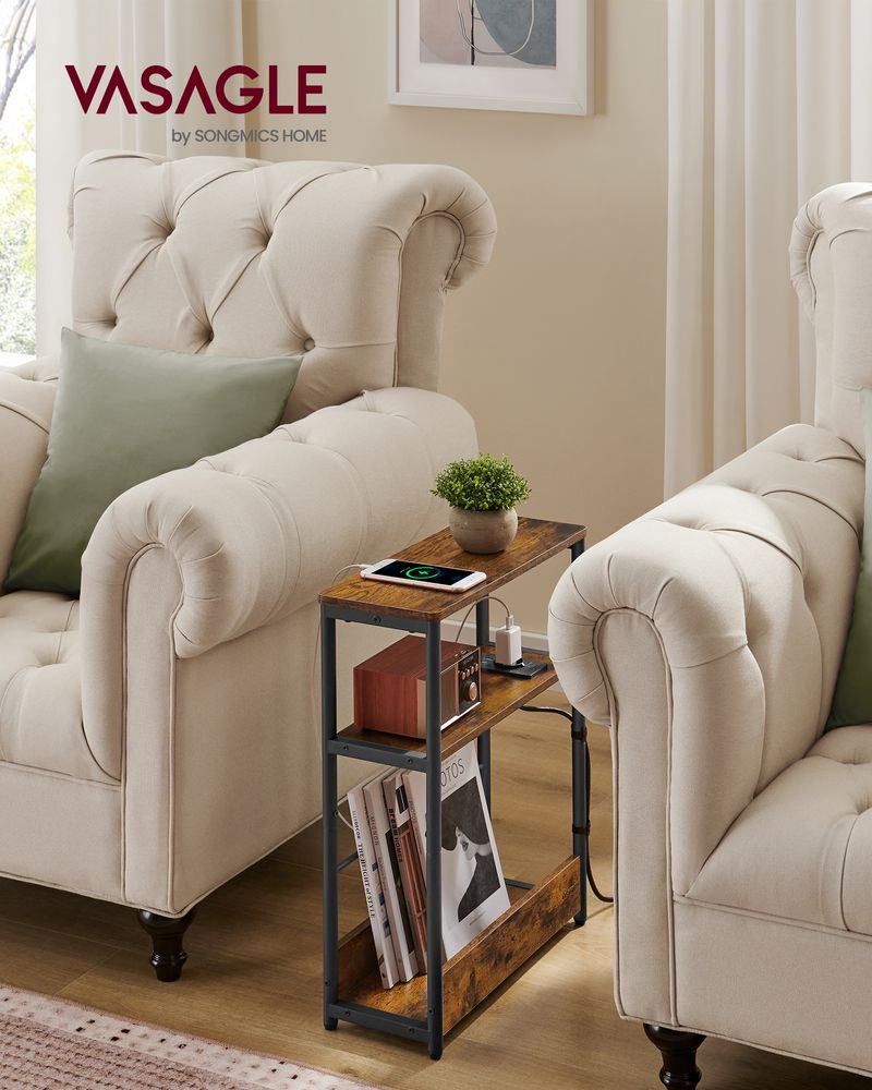 Vasagle Στενό Βοηθητικό Τραπεζάκι με Ενσωματωμένο Πολύπριζο με 1 Θύρα AC και 2 Θύρες USB - Vintage Brown / Ink Black - LET335K02