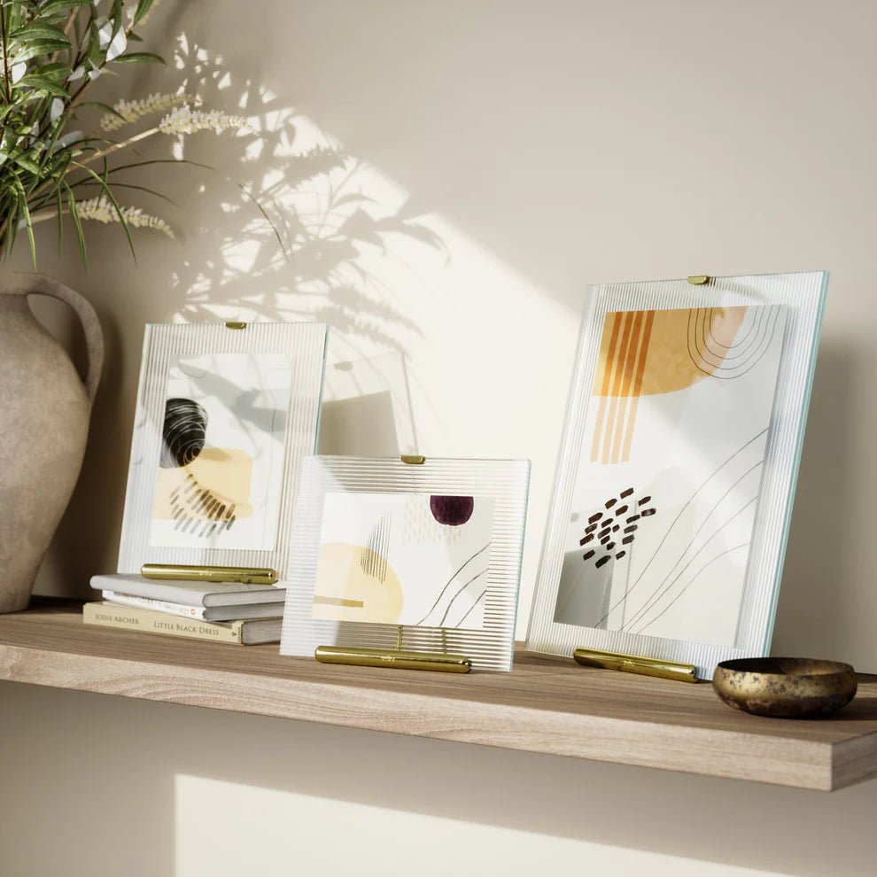 Umbra Flute Κορνίζα για Φωτογραφίες - 20 x 25 cm - Brass