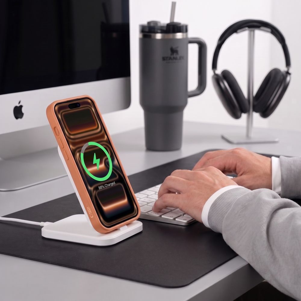 Tech-Protect iPhone 17 Pro / 18 Pro - Σκληρή Θήκη με Πλαίσιο Σιλικόνης και MagSafe - BasicMag - Matte Cosmic Orange
