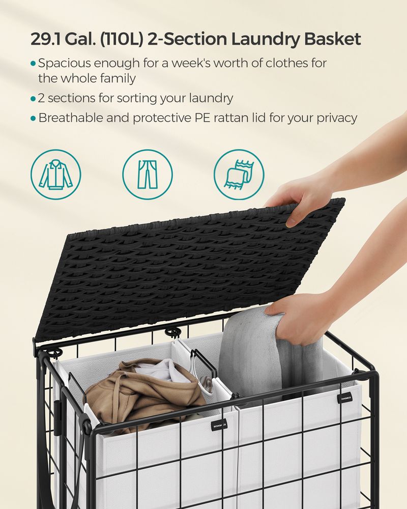 Songmics Τροχήλατο Αναδιπλούμενο Καλάθι Απλύτων με 2 Χωρίσματα και Καπάκι - 110L - Black / White - LCB211B12