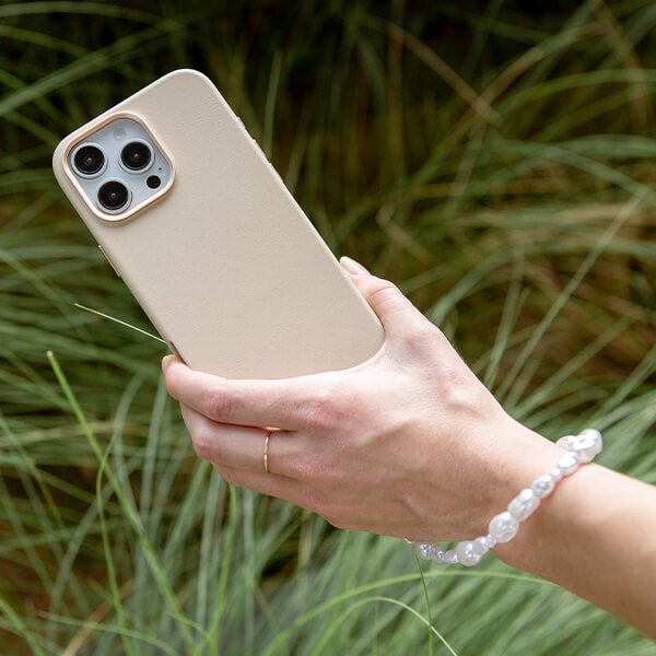 Uniq Coehl Perla Universal Hand Strap - Λουράκι Κινητού για τον Καρπό - White