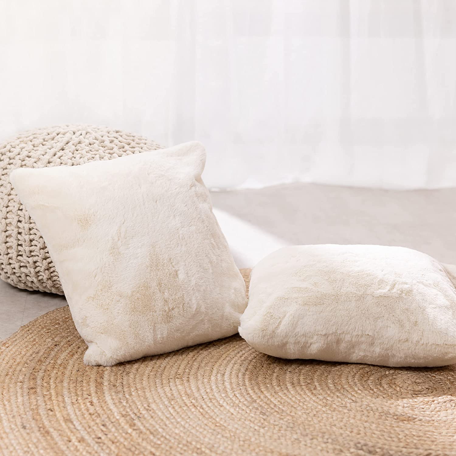 Navaris Σετ με 2 Γούνινα Καλύμματα Μαξιλαριών - Beige - 55427.02.16