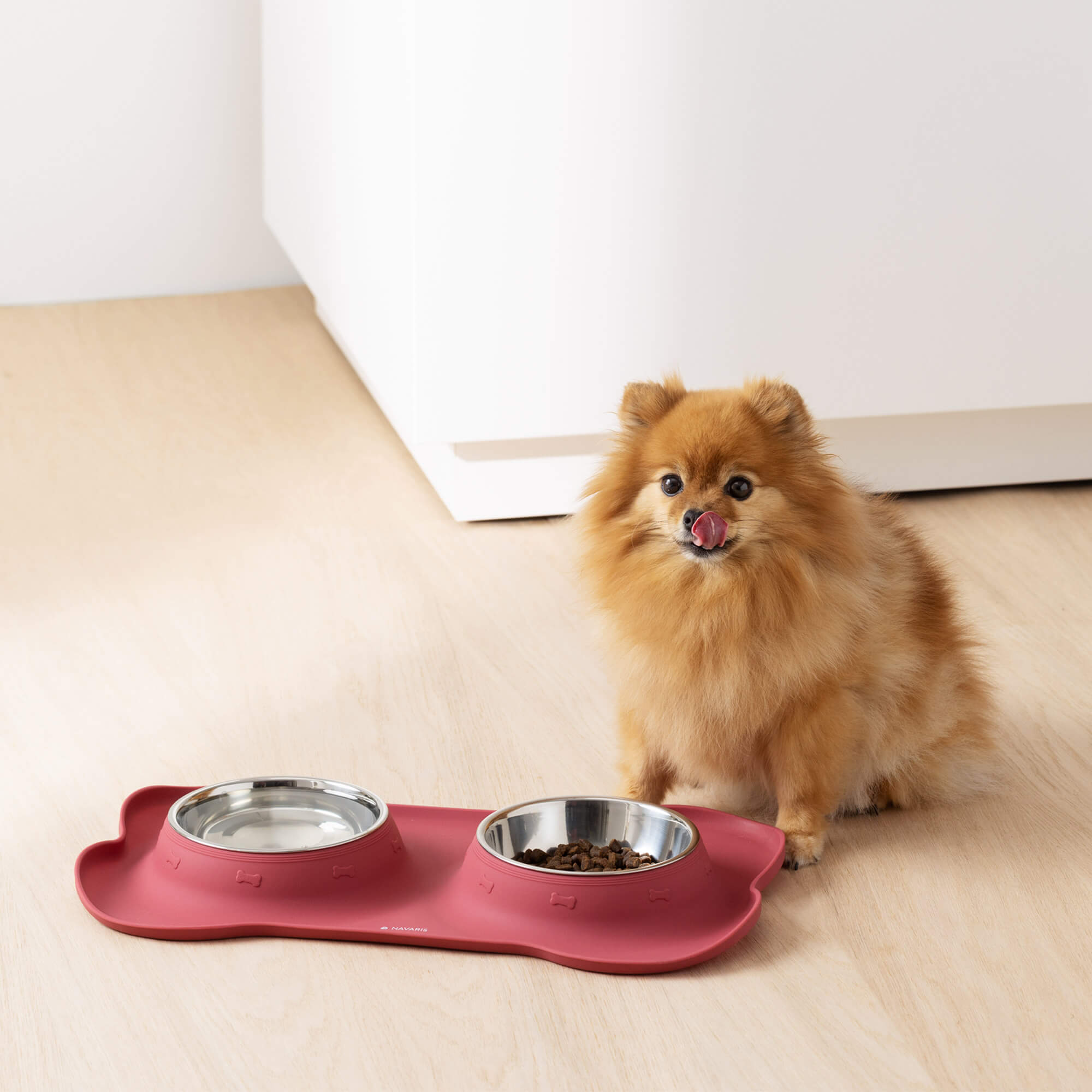 Navaris 2 Μπολ Φαγητού από Ανοξείδωτο Ατσάλι με Βάση Σιλικόνης - 400 ml - Raspberry - 55096.213