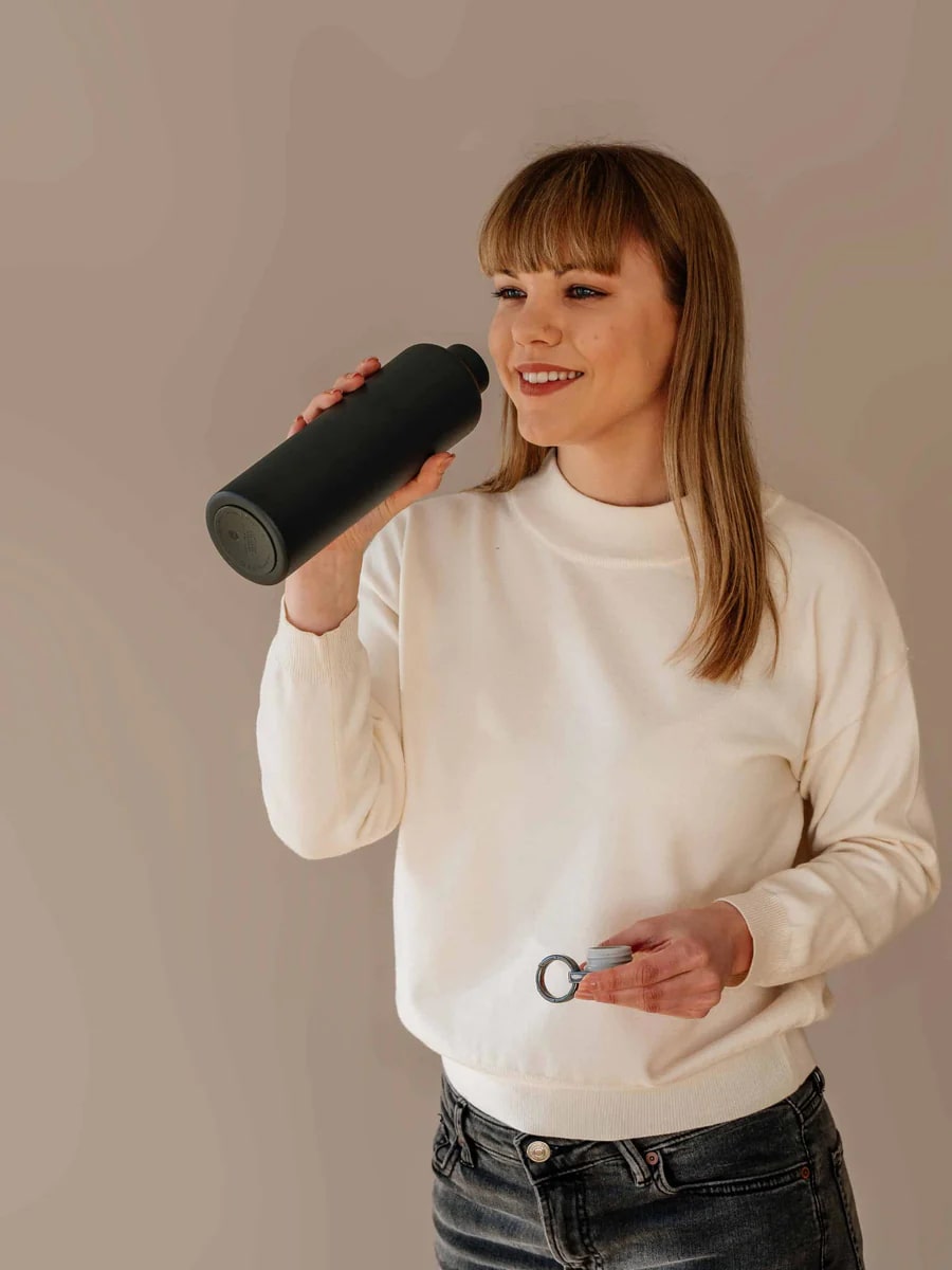 Equa Thermo Bottle Μπουκάλι Θερμός από Ανοξείδωτο Ατσάλι - 680ml - Dark Grey