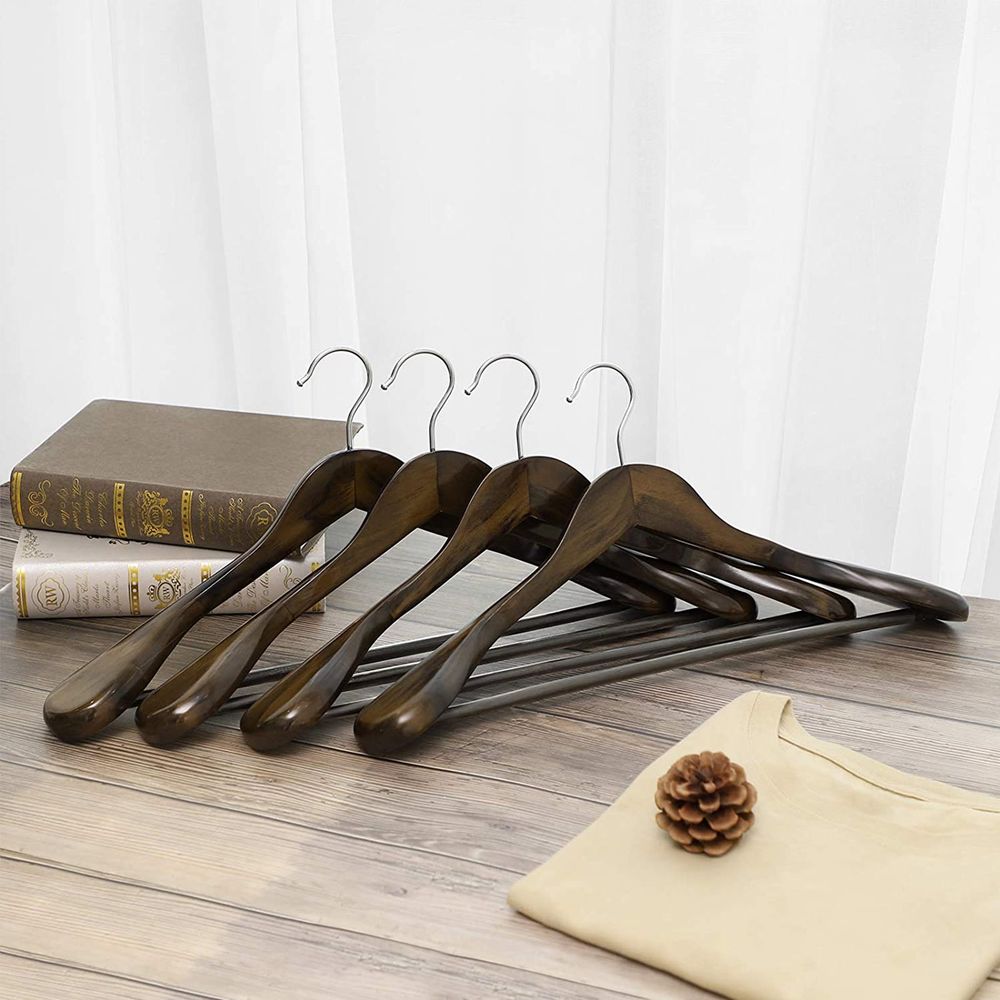 Songmics Σετ με 6 Ξύλινες Κρεμάστρες Ρούχων - Dark Walnut - CRSH06V