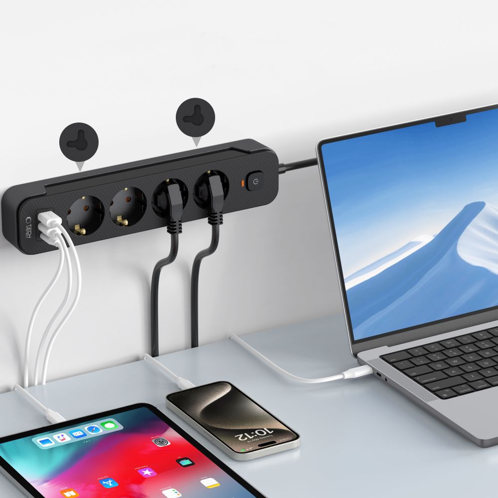 Tech - Protect PCL4X3 Πολύπριζο με 4 Πρίζες, 2 Θύρες USB και 1 Θύρα Type - C - Black