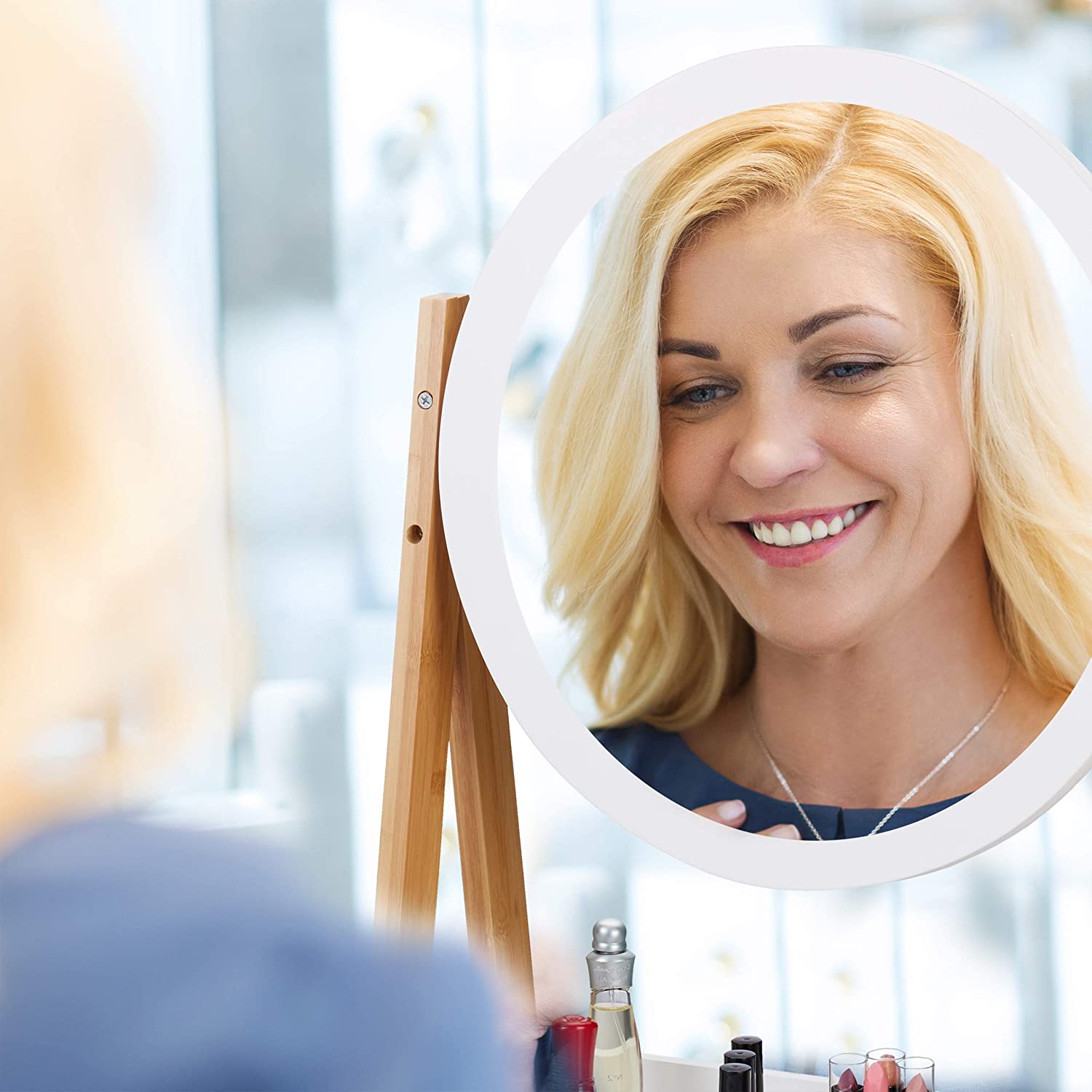 Relaxdays Περιστρεφόμενος Καθρέπτης Μακιγιάζ με Ράφι για Καλλυντικά από Μπαμπού - Natural / White - 4052025249779