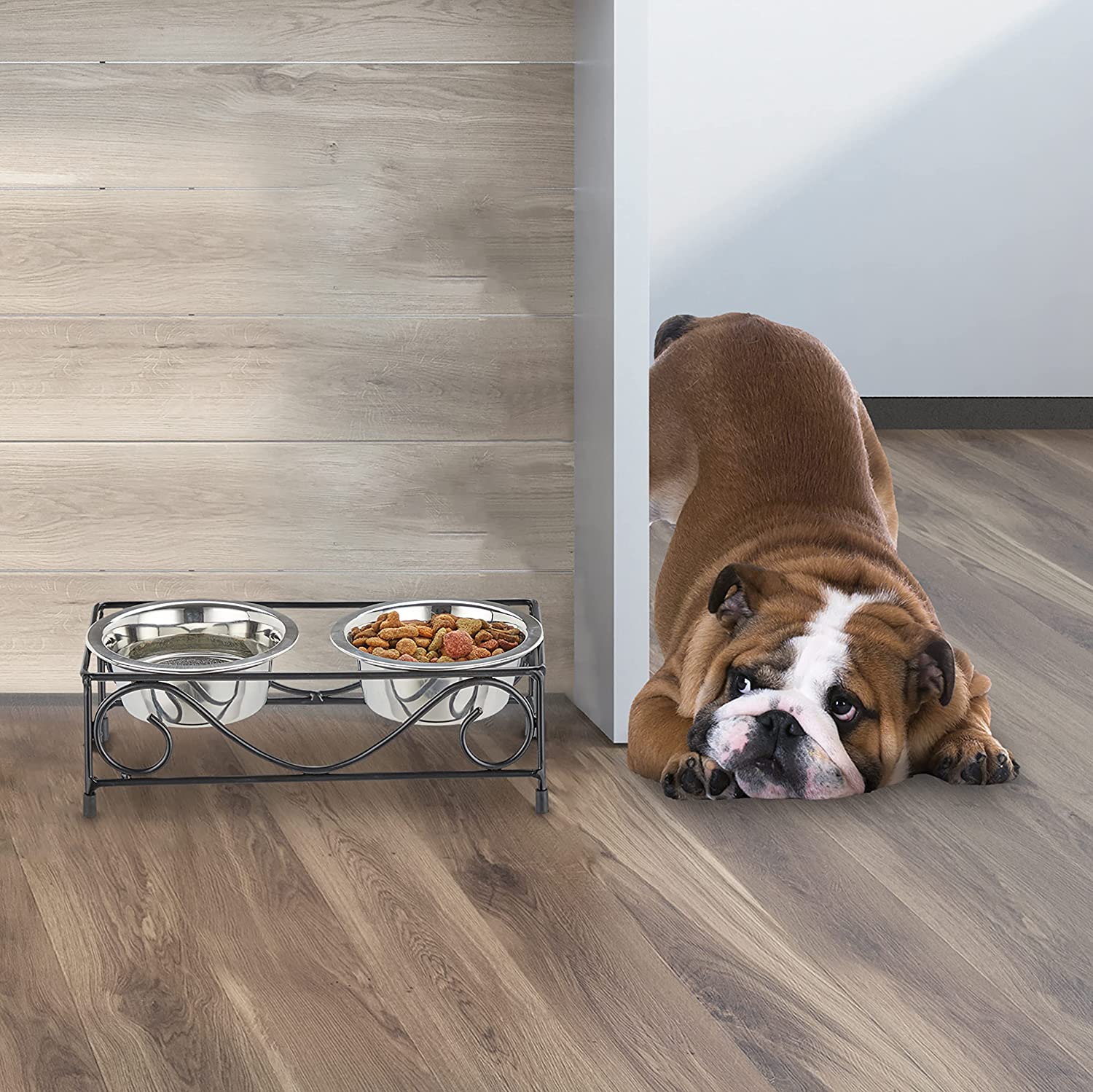 Relaxdays Σιδερένια Βάση με 2 Μπολ από Ανοξείδωτο Ατσάλι για Κατοικίδια - 300 ml - Silver / Black - 4052025373887