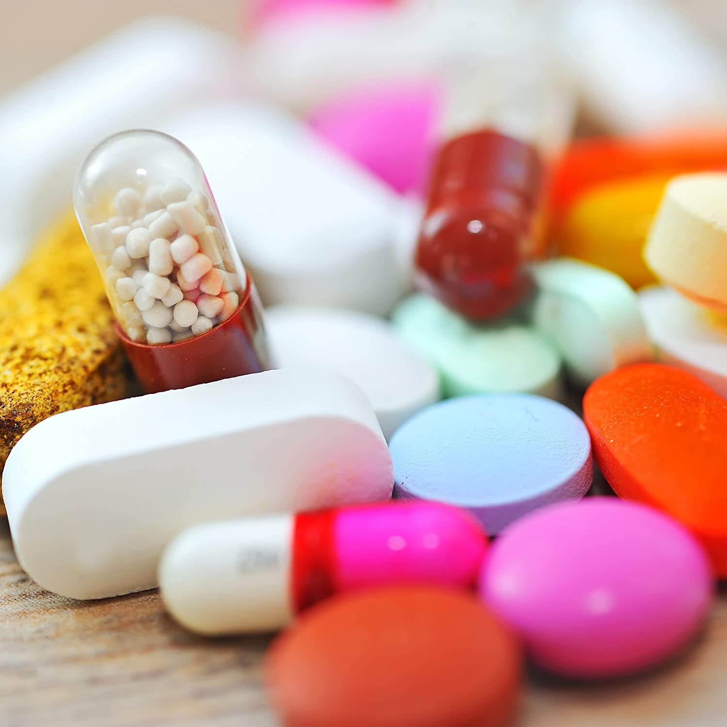 Relaxdays Εβδομαδιαία Θήκη Χαπιών με 4 Διαμερίσματα - Black - 4052025947033