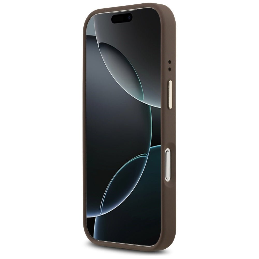 Guess iPhone 17 Pro - 4G PU Classic Logo MagSafe - Σκληρή Θήκη με Πλαίσιο Σιλικόνης και Επένδυση Οικολογικού Δέρματος - Brown - GUHMP17LP4MSEGCW