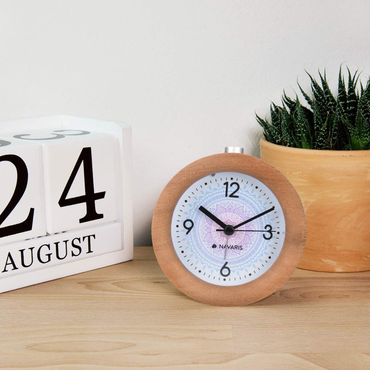 Navaris Analogue Wood Alarm Clock Design Indian Sun - Αναλογικό Επιτραπέζιο Ρολόι και Ξυπνητήρι - Dark Brown - 46269.18.01