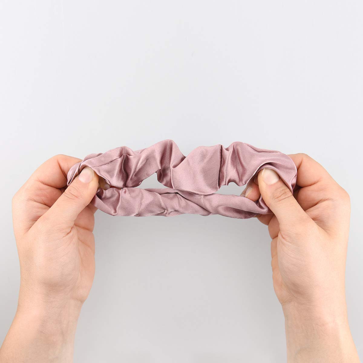 Navaris Σετ με 2 Μεταξωτά Scrunchies Λαστιχάκια Μαλλιών - Pink - 50258.02.33