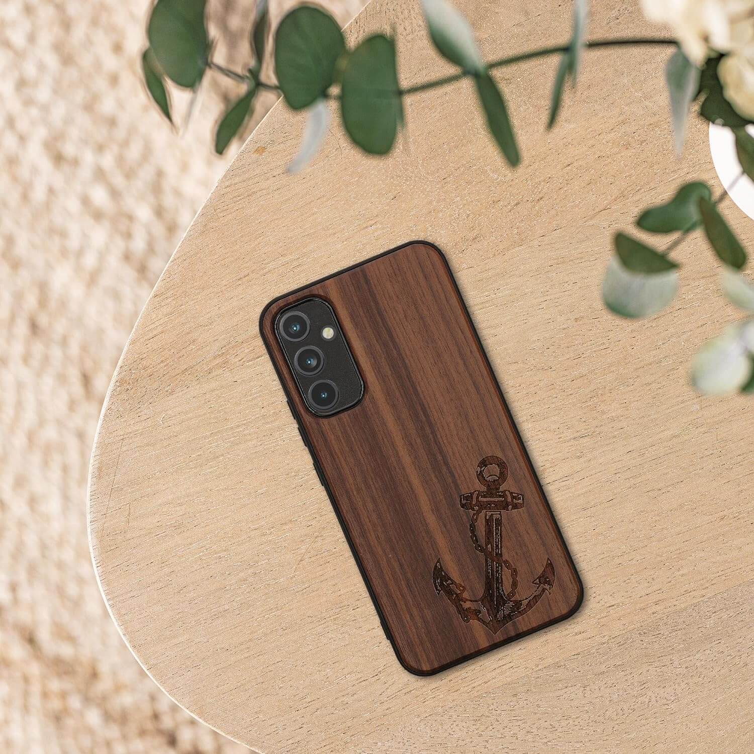 KW Samsung Galaxy A34 5G Θήκη από Φυσικό Ξύλο - Design Anchor Vintage - Dark Brown - 60813.04