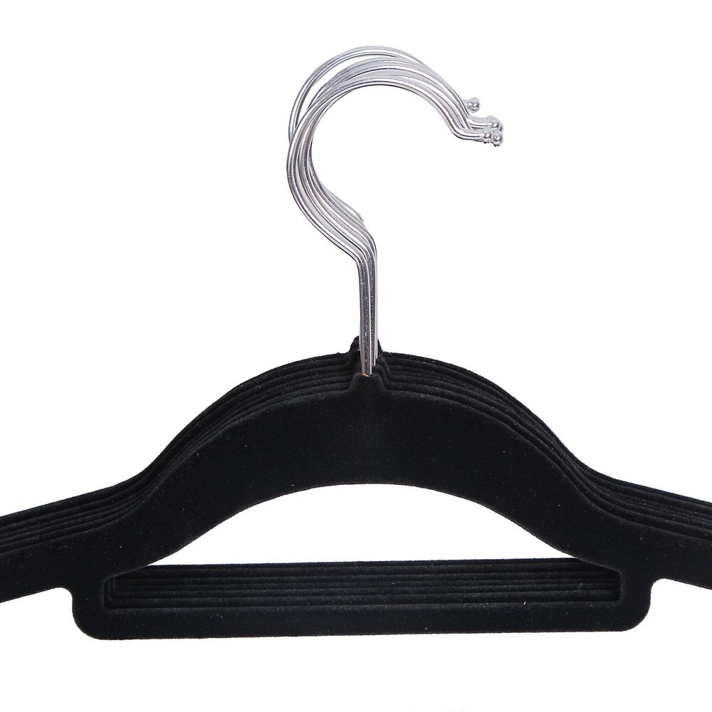Songmics Σετ με 50 Βελούδινες Κρεμάστρες Ρούχων - Black - CRF50B