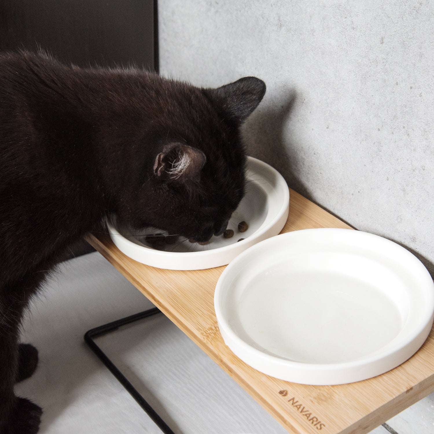 Navaris Σετ με 2 Μπολ Φαγητού και Νερού από Μπαμπού για Κατοικίδια - 50533.01