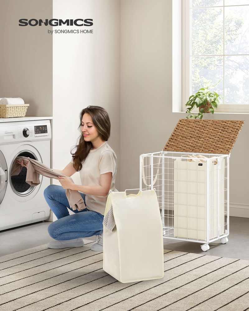 Songmics Τροχήλατο Αναδιπλούμενο Καλάθι Απλύτων με 2 Χωρίσματα και Καπάκι - 110L - Natural Beige / Cream White - LCB211N01