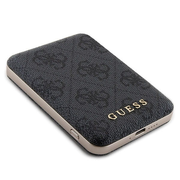 Guess iPhone 15 Pro - 4G Metal Logo Σετ MagSafe Σκληρή Θήκη με Επένδυση Συνθετικού Δέρματος και Powerbank 5000mAh - Black - GUBPM5P15L4GEMGK