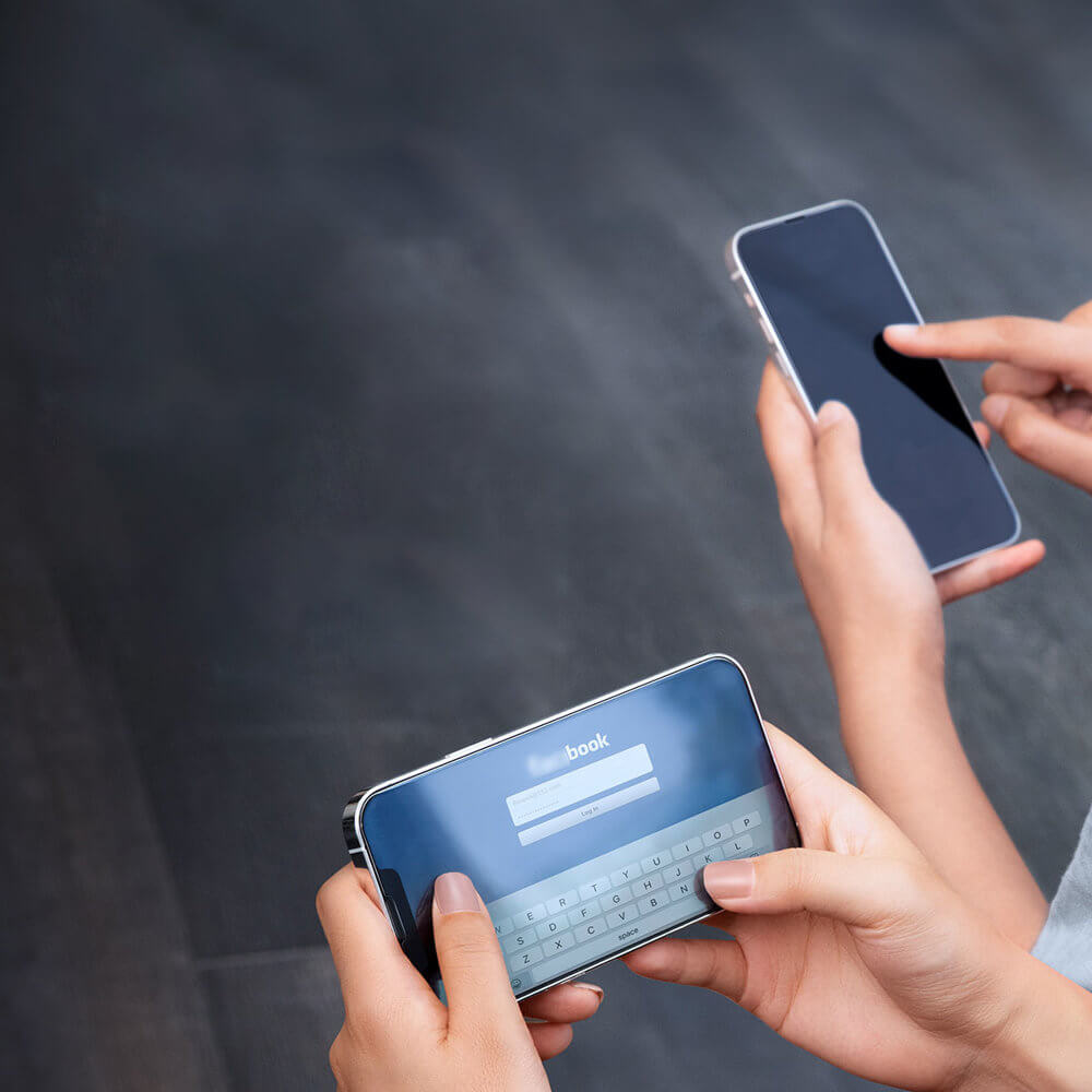 Baseus iPhone 13 Pro Max 0.23mm Anti-Spy Full Screen Tempered Glasses Αντιχαρακτικό Γυαλί Οθόνης - 2 Τεμάχια - Black - SGQP020501