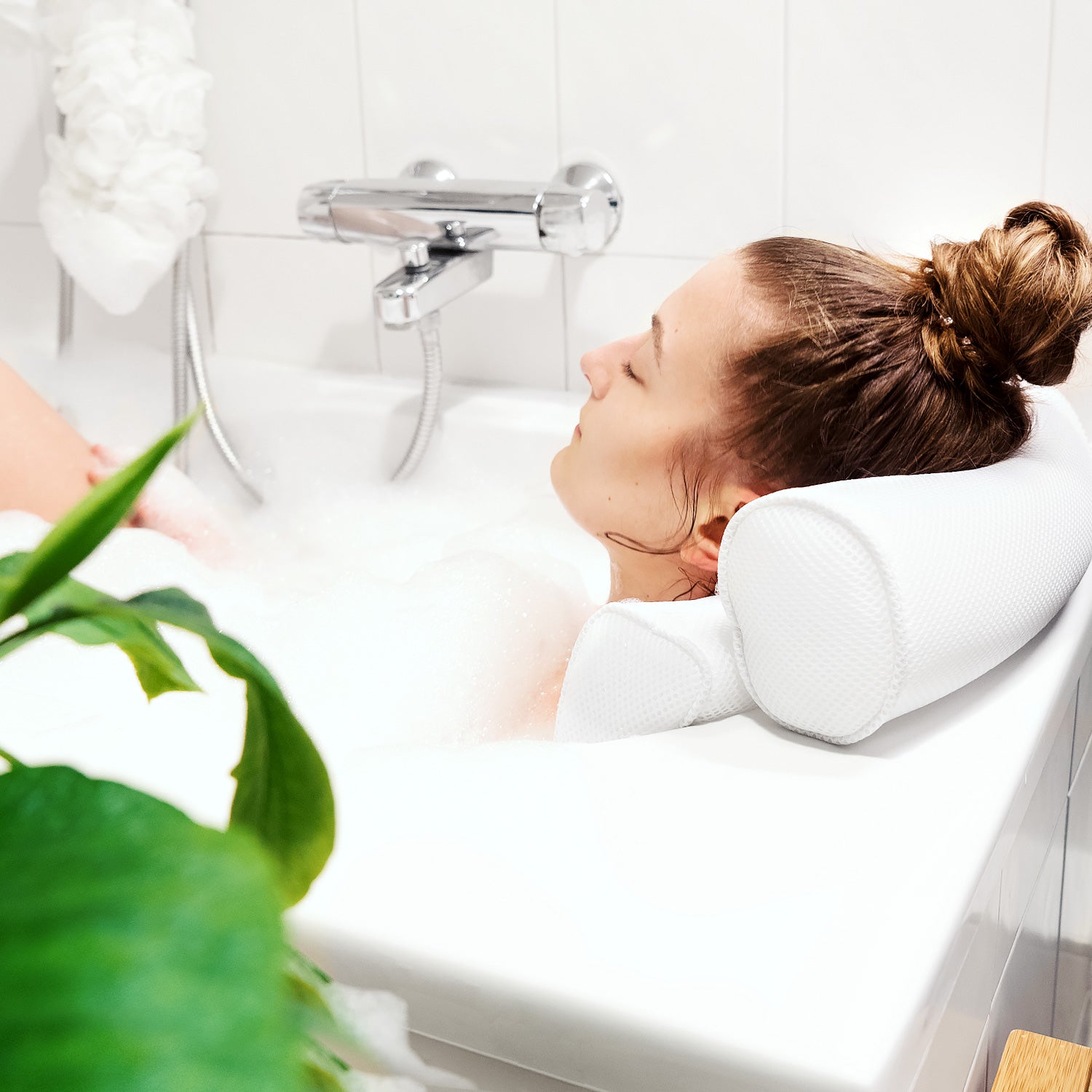 Navaris Bath Pillow Large Anti-Slip Cushion for Head Neck Shoulders Αντιολισθητικό Μαξιλάρι Μπάνιου - White - 41634