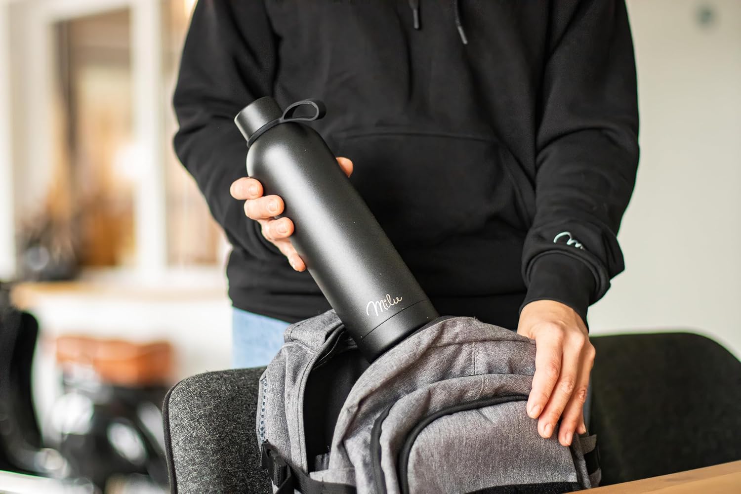 Milu Μπουκάλι Θερμός Από Ανοξείδωτο Ατσάλι - 100% Στεγανό - 1000 ml - Black - 1068