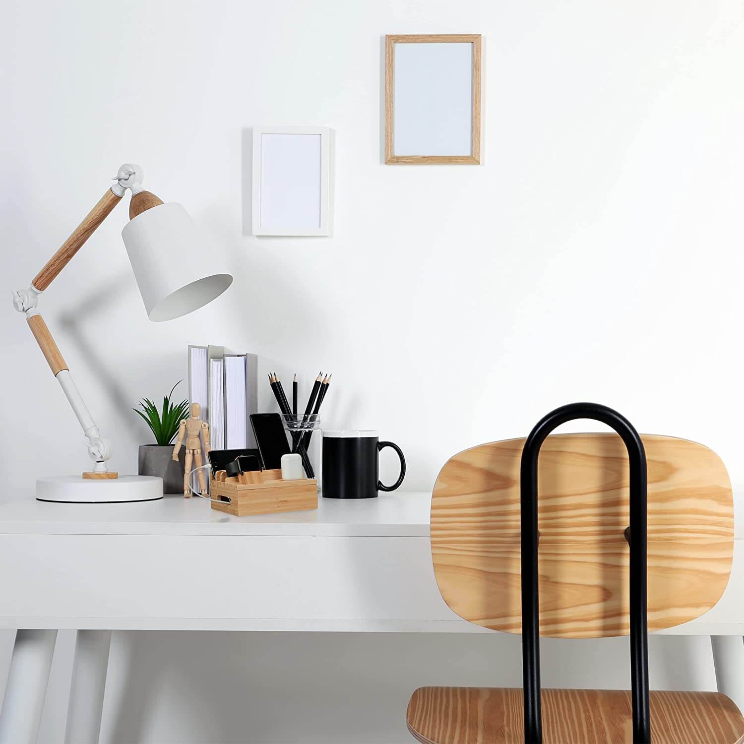 Relaxdays Σταθμός Οργάνωσης και Φόρτισης από Μπαμπού για Smartphone, Apple Watch και Ear Pods - Natural - 4052025447342