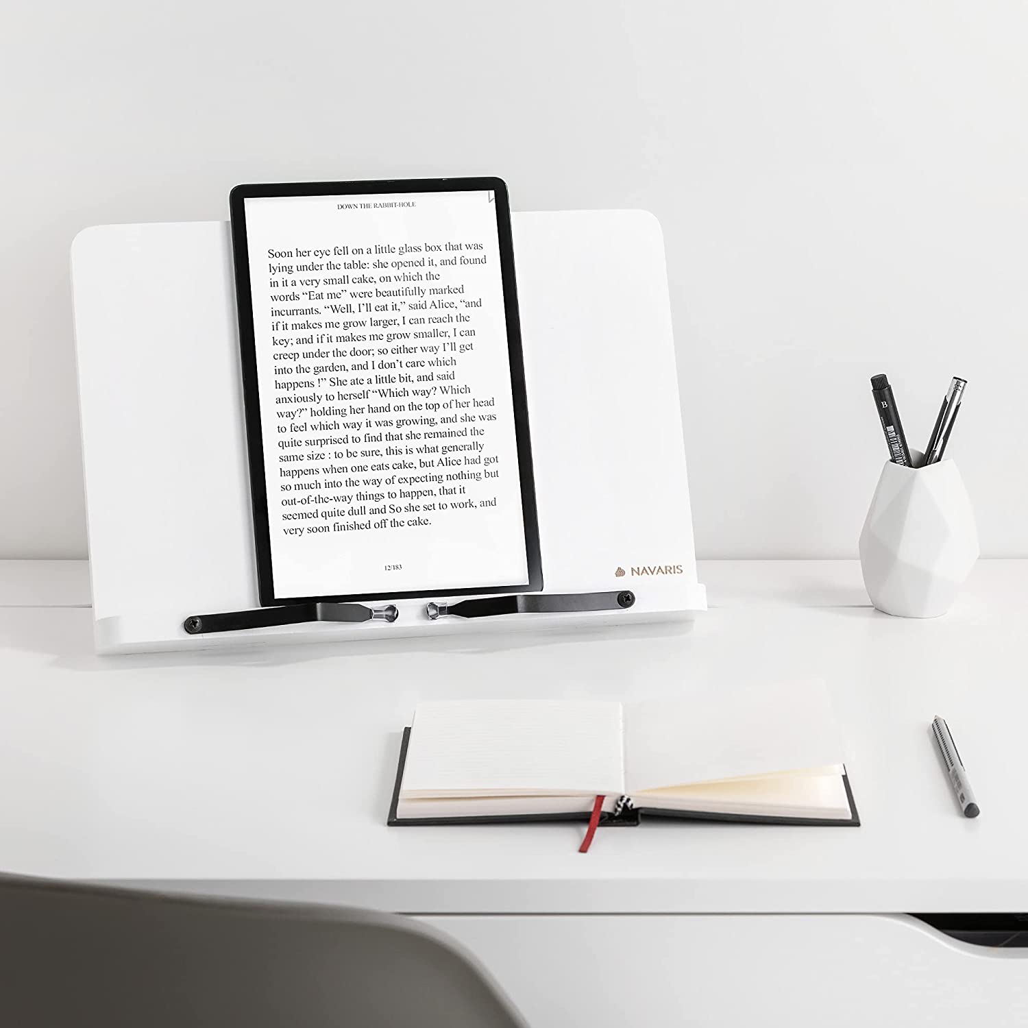 Navaris Βάση Στήριξης Βιβλίων και Τάμπλετ - White - 52801.2.02