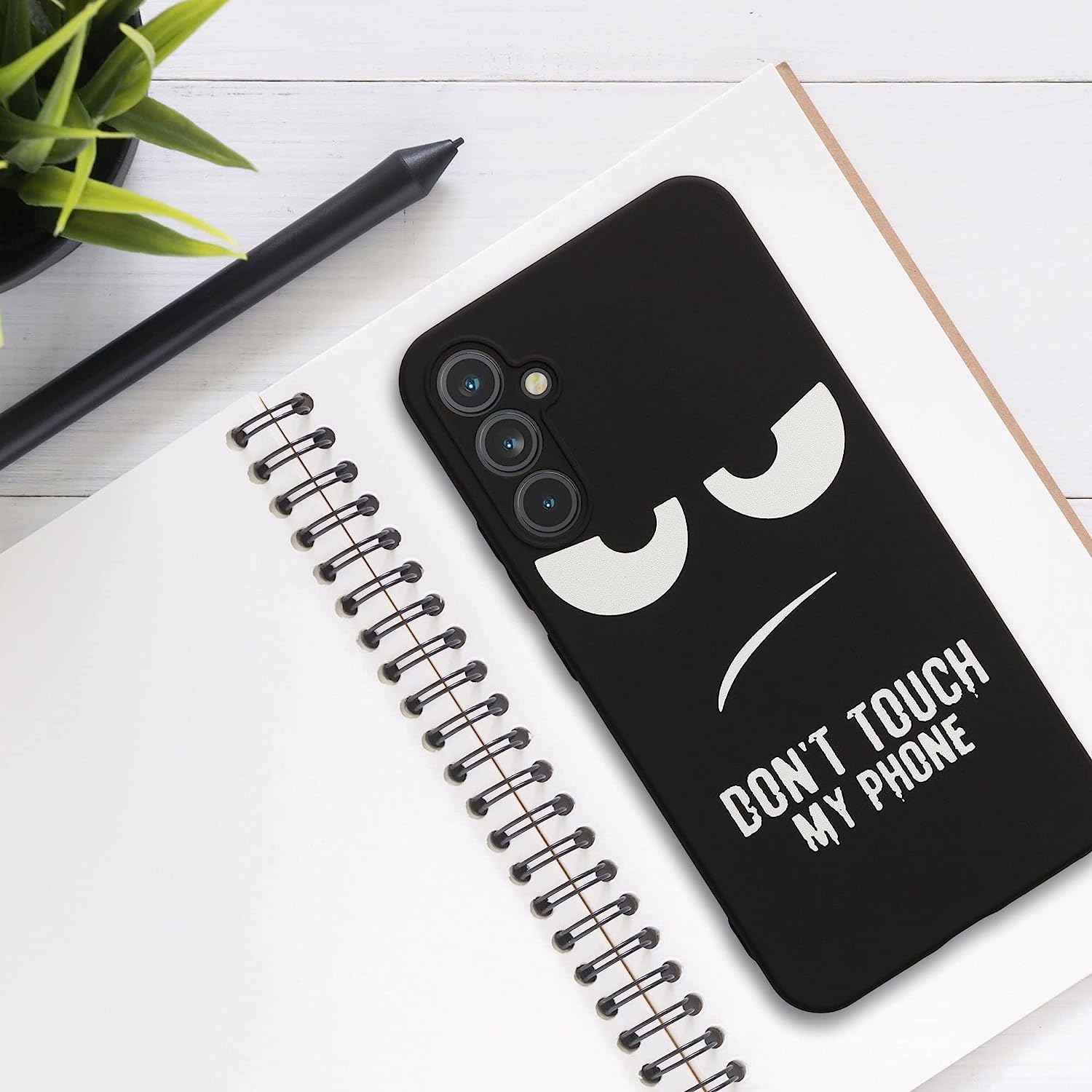 KW Samsung Galaxy A34 5G Θήκη Σιλικόνης Design Don't Touch My Phone - Black / White - 61245.01