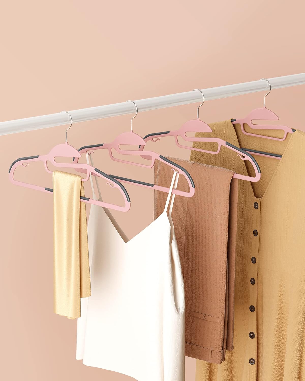 Songmics Σετ με 50 Πλαστικές Κρεμάστρες Ρούχων - Pink / Dark Grey - CRP041P02