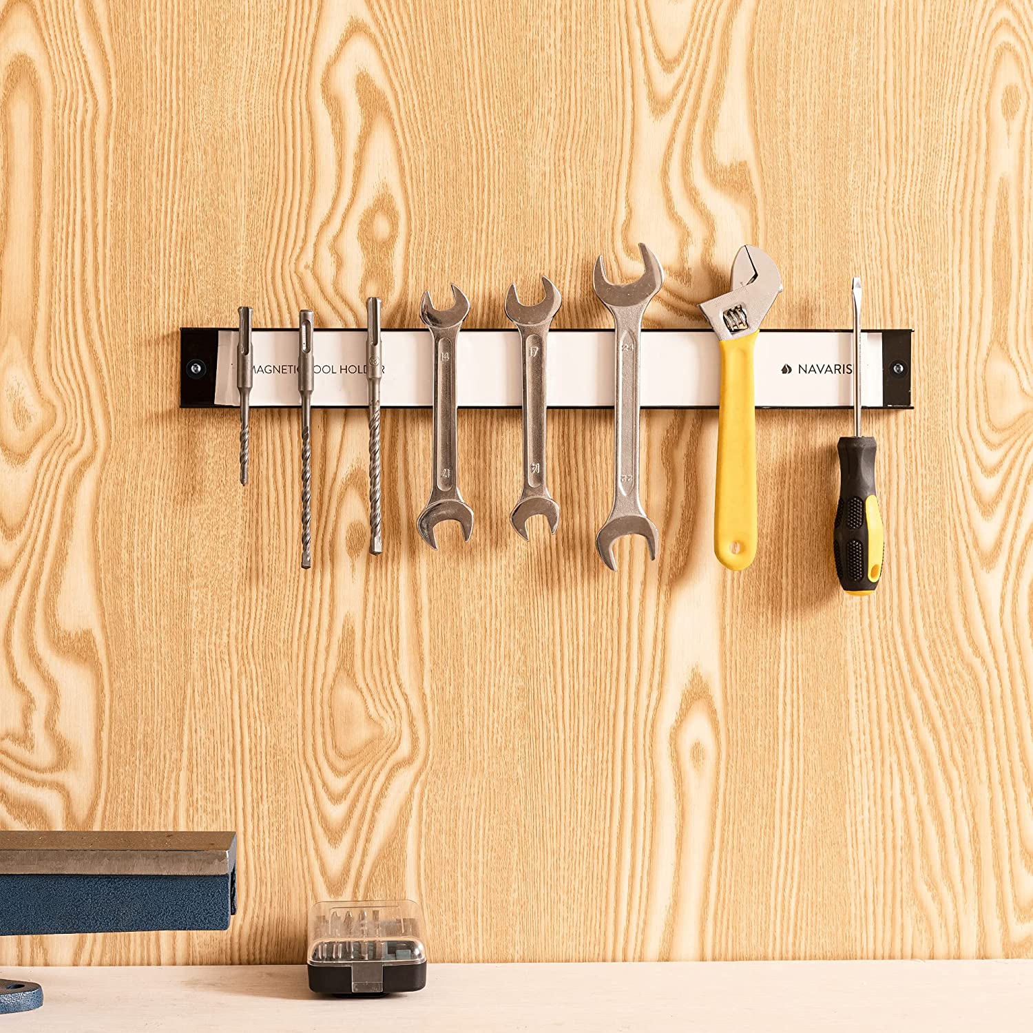 Navaris Επιτοίχια Μαγνητική Βάση Στήριξης Εργαλείων - 5 x 46 cm - Black - 54270.02
