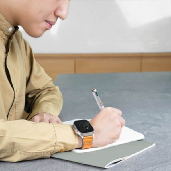 Uniq Λουράκι Apple Watch 2 / 3 / 4 / 5 / 6 / 7 / 8 / 9 / SE / ULTRA / Ultra 2 - 42 / 44 / 45 / 49 mm Revix Premium Μαγνητικό Σιλικόνης Διπλής Όψης - Orange / Khaki