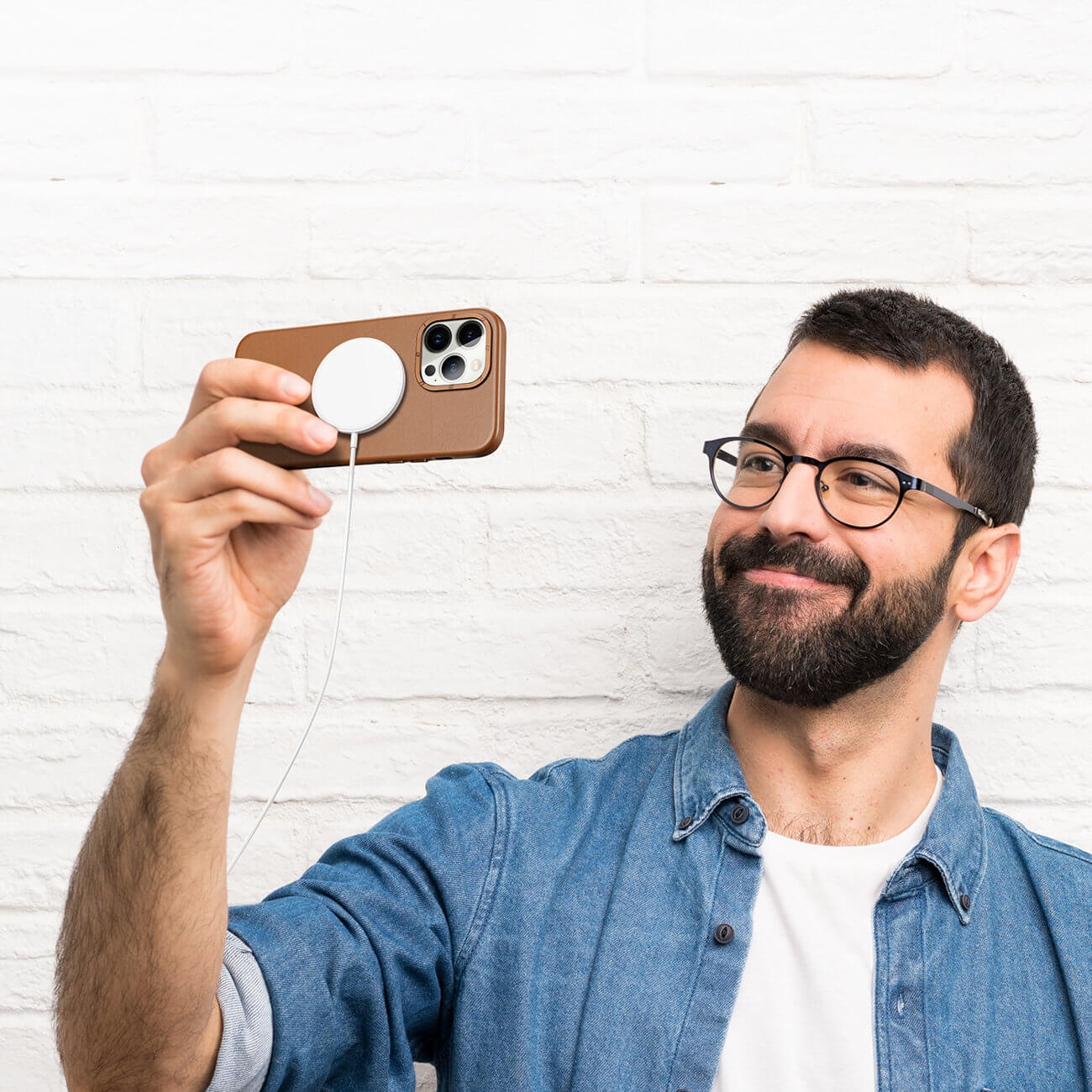 Dux Ducis iPhone 14 Pro Grit Leather Case Θήκη με Επένδυση Συνθετικού Δέρματος και MagSafe - Brown
