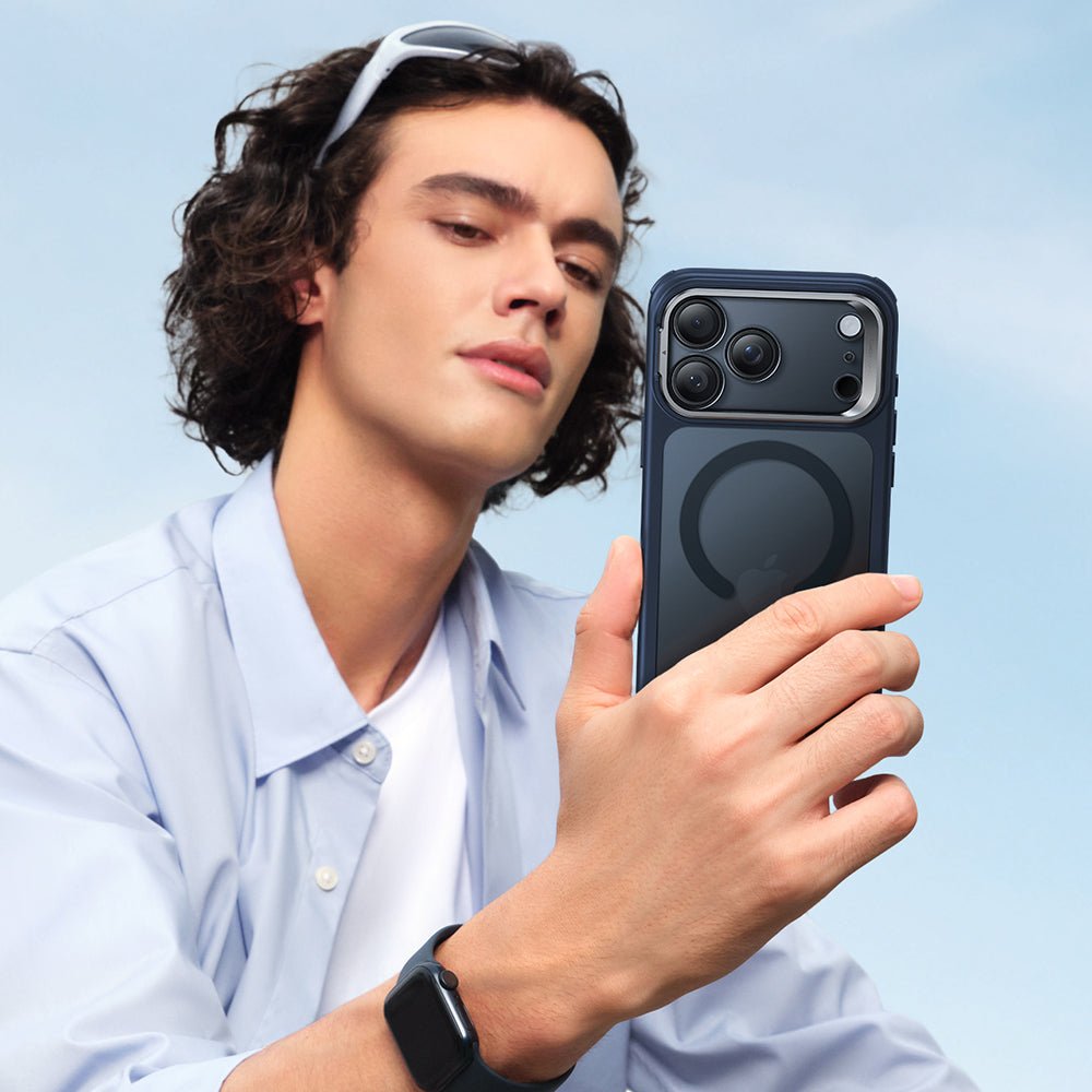 ESR iPhone 17 Pro - Σκληρή Θήκη με Πλαίσιο Σιλικόνης και Stand - Classic Hybrid HaloLock Kickstand - Frosted Blue