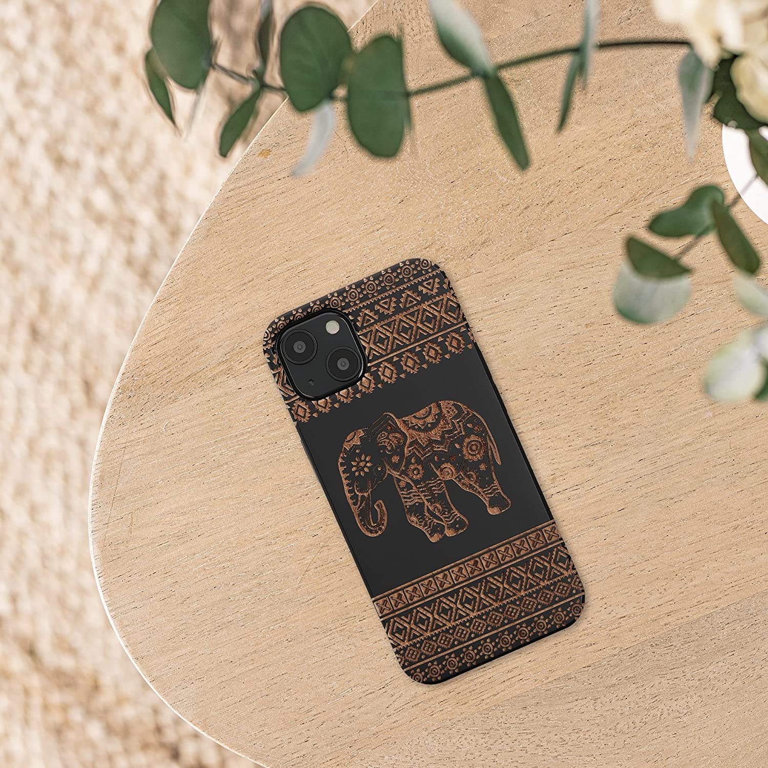 KW iPhone 13 Θήκη από Φυσικό Ξύλο - Design Wood Elephant With Pattern - Light Brown / Black - 55953.11