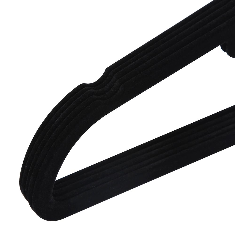 Songmics Σετ με 50 Βελούδινες Κρεμάστρες Ρούχων - Black - CRF50B