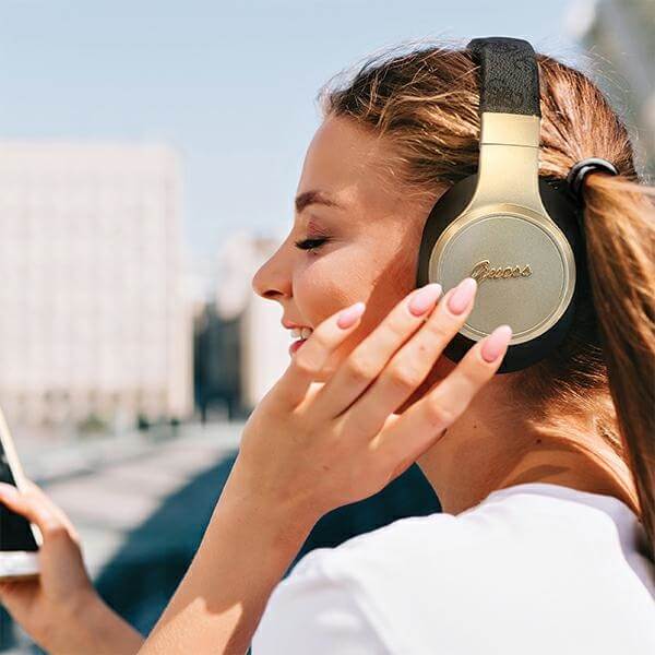 Guess Over-Ear 4G Script - Ασύρματα Bluetooth Ακουστικά - Black