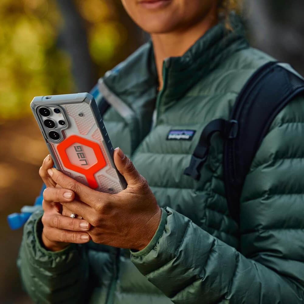 UAG Samsung Galaxy S25 Ultra Pathfinder Clear MagSafe Σκληρή Θήκη με MagSafe και Λουράκι - Active Lava Lanyard