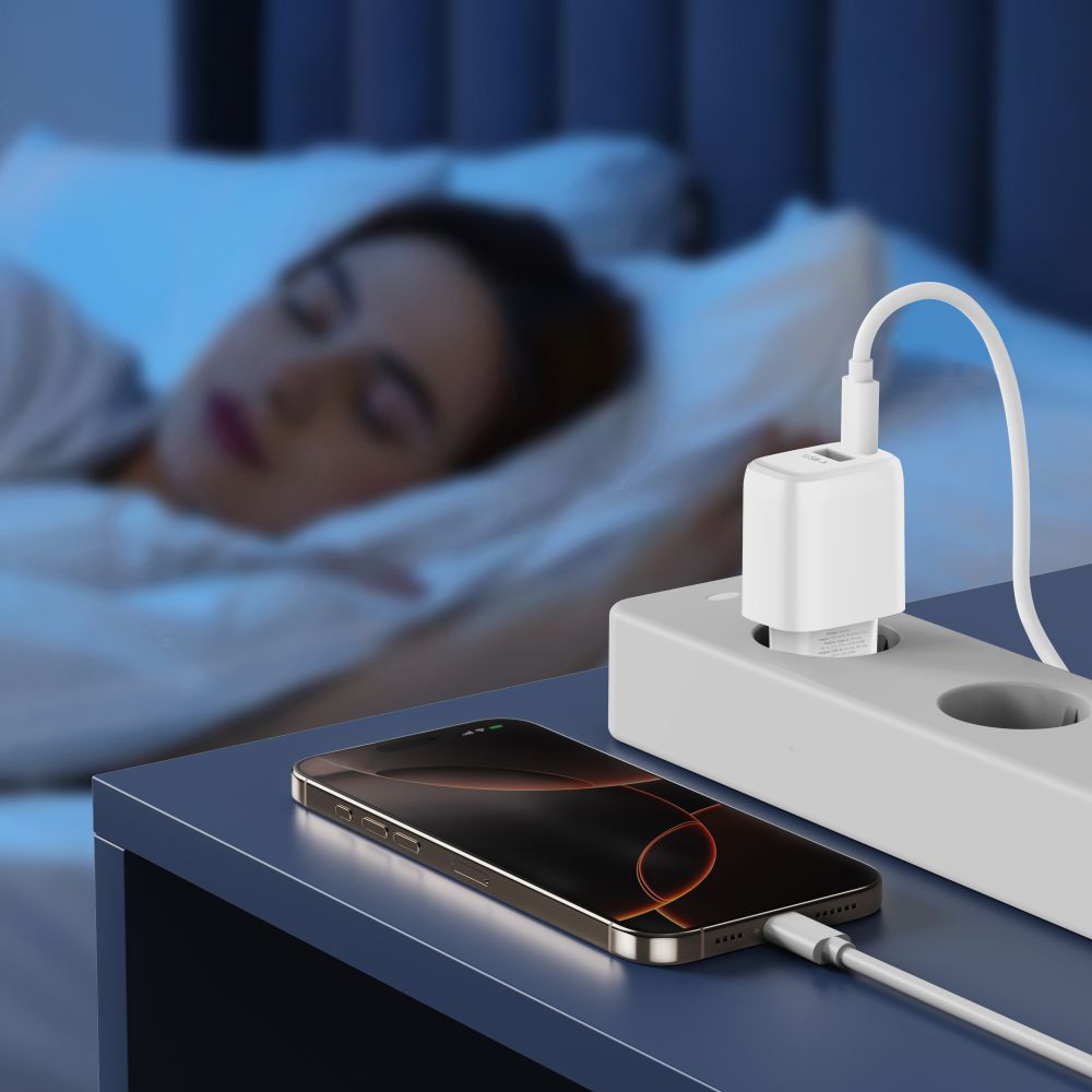 Tech - Protect Φορτιστής Γρήγορης Φόρτισης με 1 Θύρα Type - C και 1 Θύρα USB και Καλώδιο Type - C PD 20W QC3.0 - NCA20 - White