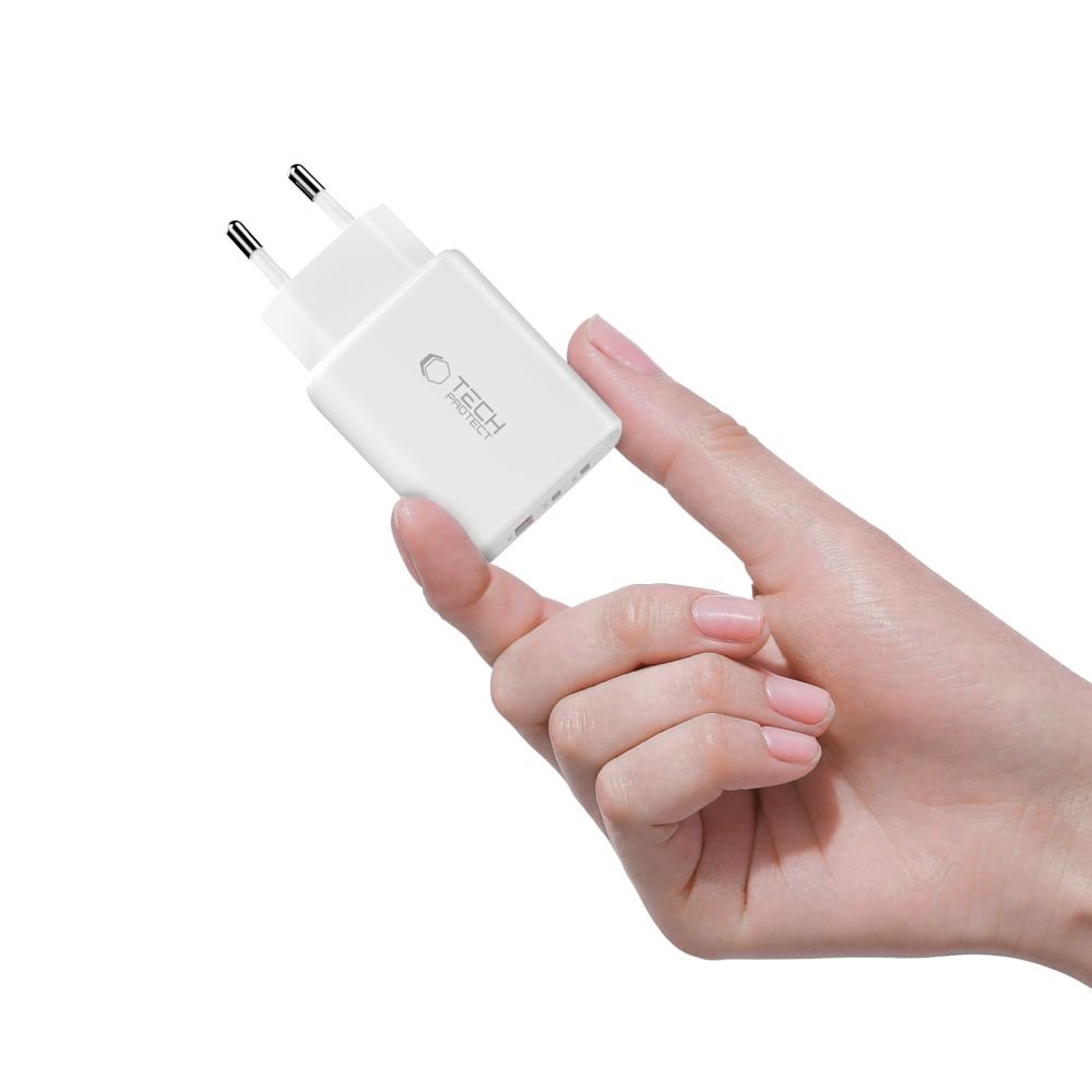 Tech - Protect Οικιακός Φορτιστής με 1 Θύρα USB και 2 Θύρες Type - C PD 65W QC3.0 - NCA65W - GAN - White
