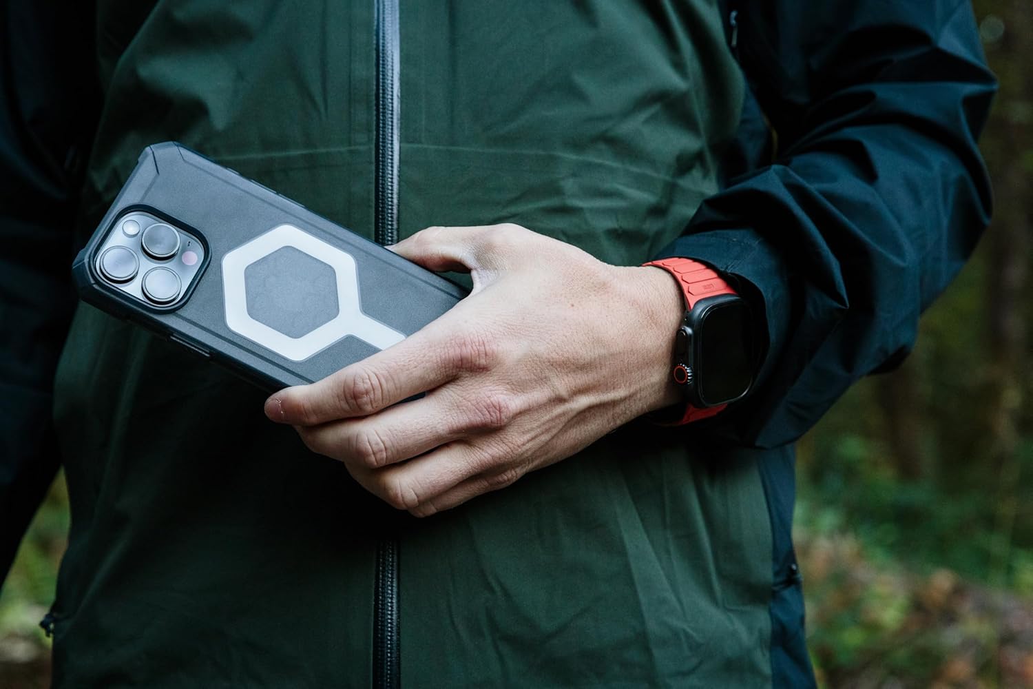 UAG iPhone 16 Pro Max Essential Armor MagSafe Θήκη Σιλικόνης TPU με MagSafe - Black