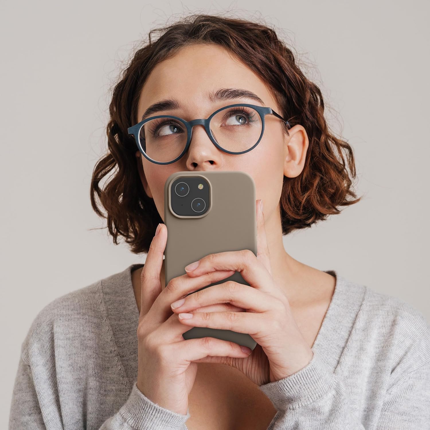 Kalibri iPhone 15 Θήκη Σιλικόνης Rubberized TPU - Taupe