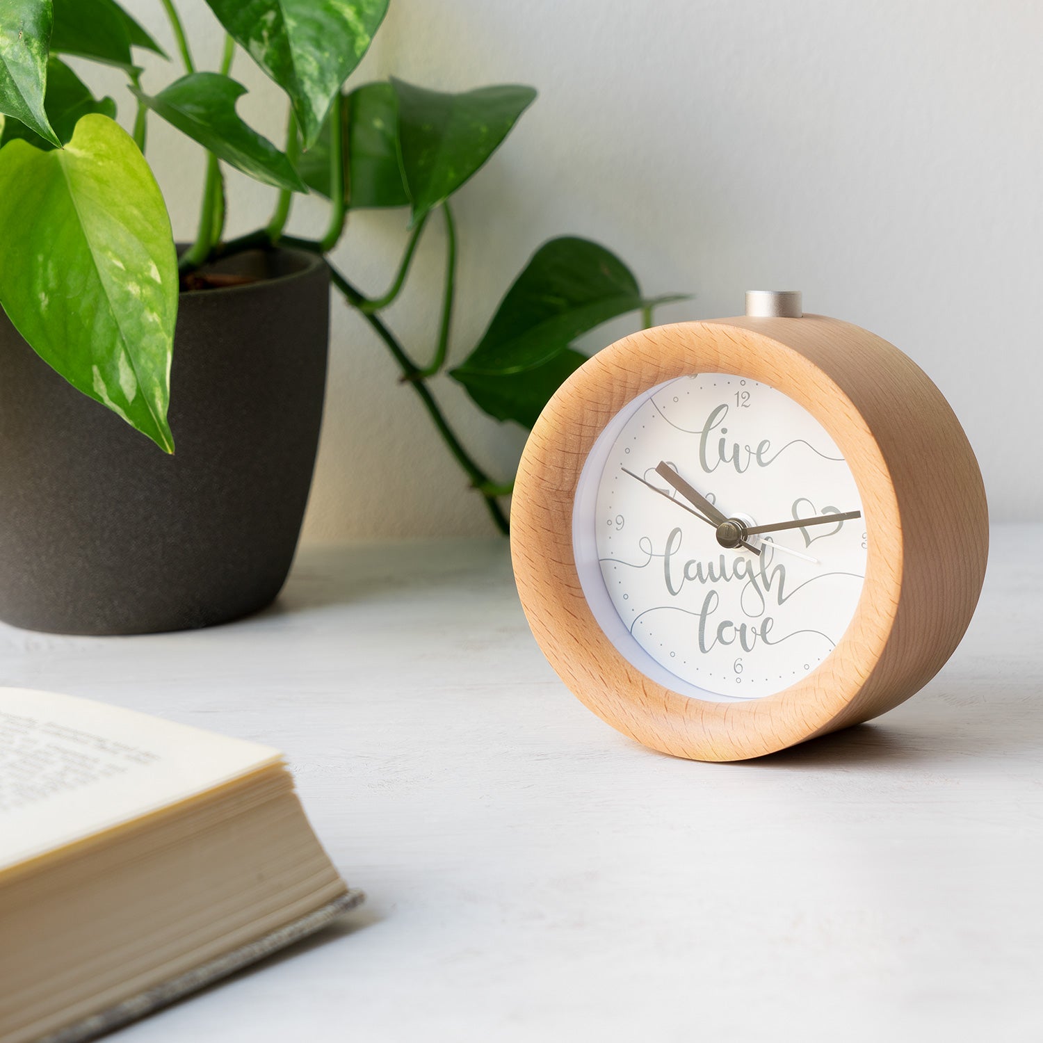 Navaris Analogue Wood Alarm Clock Design Live / Laugh / Love - Αναλογικό Επιτραπέζιο Ρολόι και Ξυπνητήρι - Light Brown - 46269.24.05