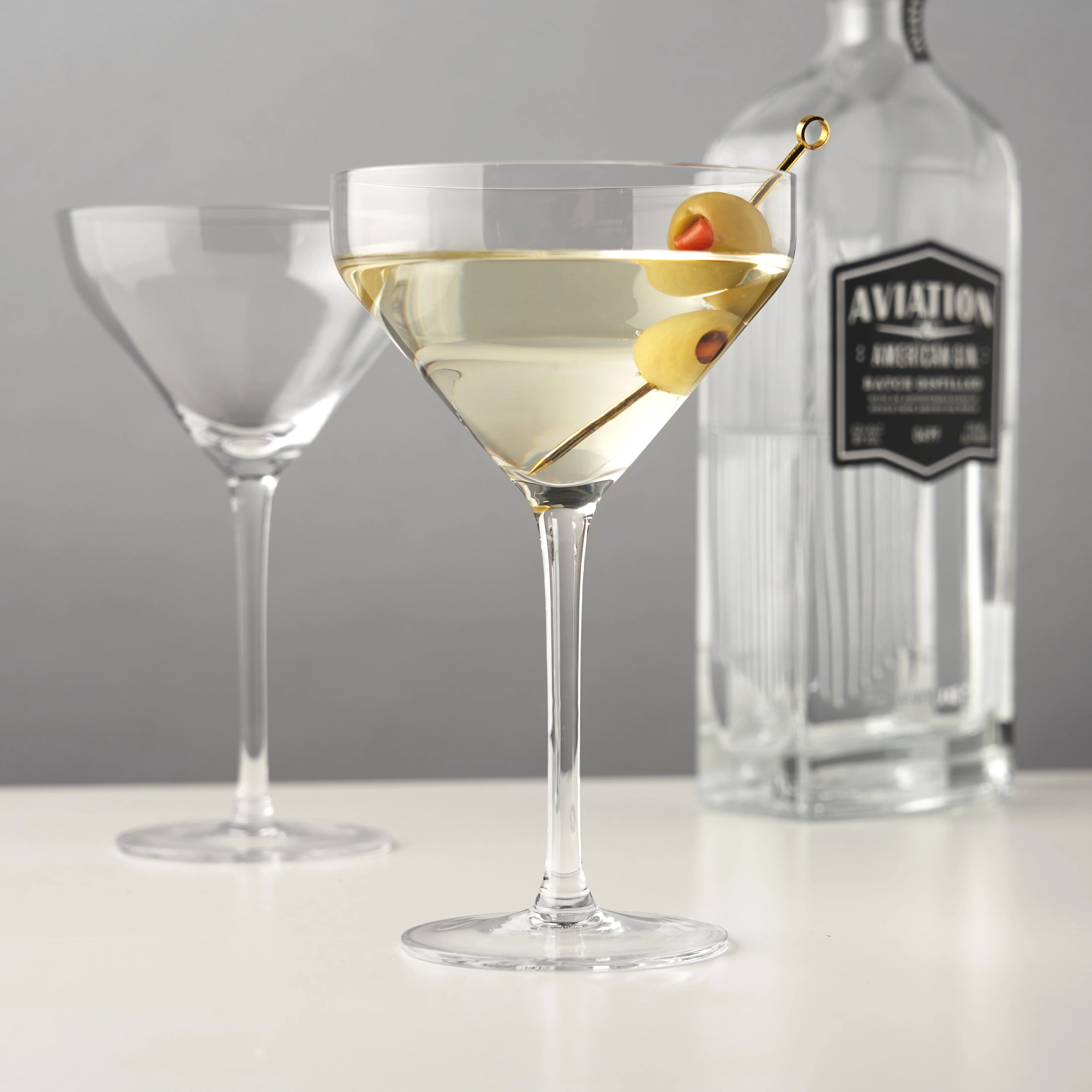 Viski Σετ με 2 Κρυστάλλινα Ποτήρια Martini - 266 ml - Raye Angled