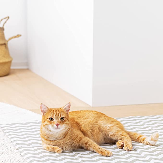 Navaris Pet Cooling Mat - Στρώμα Ψύξης για Κατοικίδια - Design Zig Zag - 96 x 81 x 5cm - Grey - 51184.3