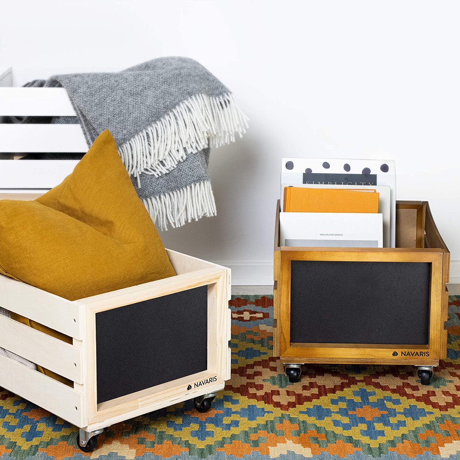 Navaris Ξύλινο Κουτί Αποθήκευσης με Πίνακα Κιμωλίας και Ροδάκια - Natural - 53026.02.24