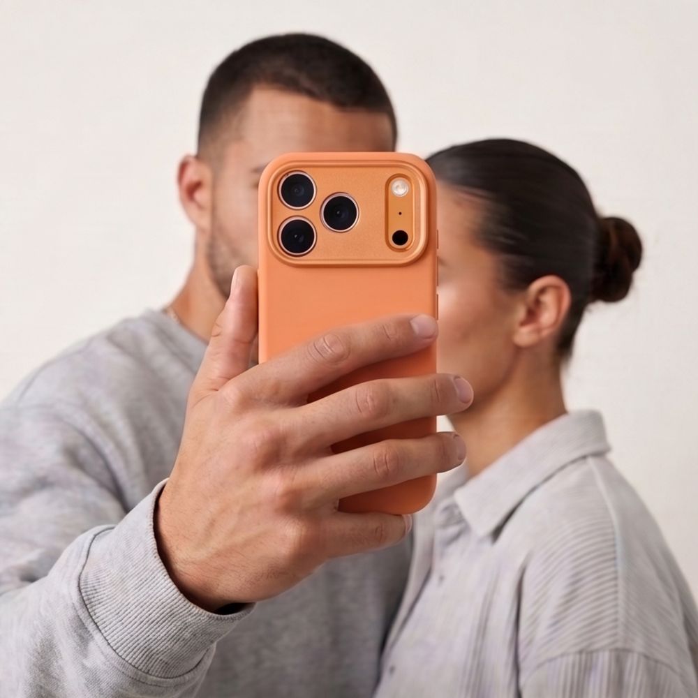 Tech-Protect iPhone 18 Pro / iPhone 17 Pro - Σκληρή Θήκη με Πλαίσιο Σιλικόνης και MagSafe - Uniq MagSafe CC - Cosmic Orange