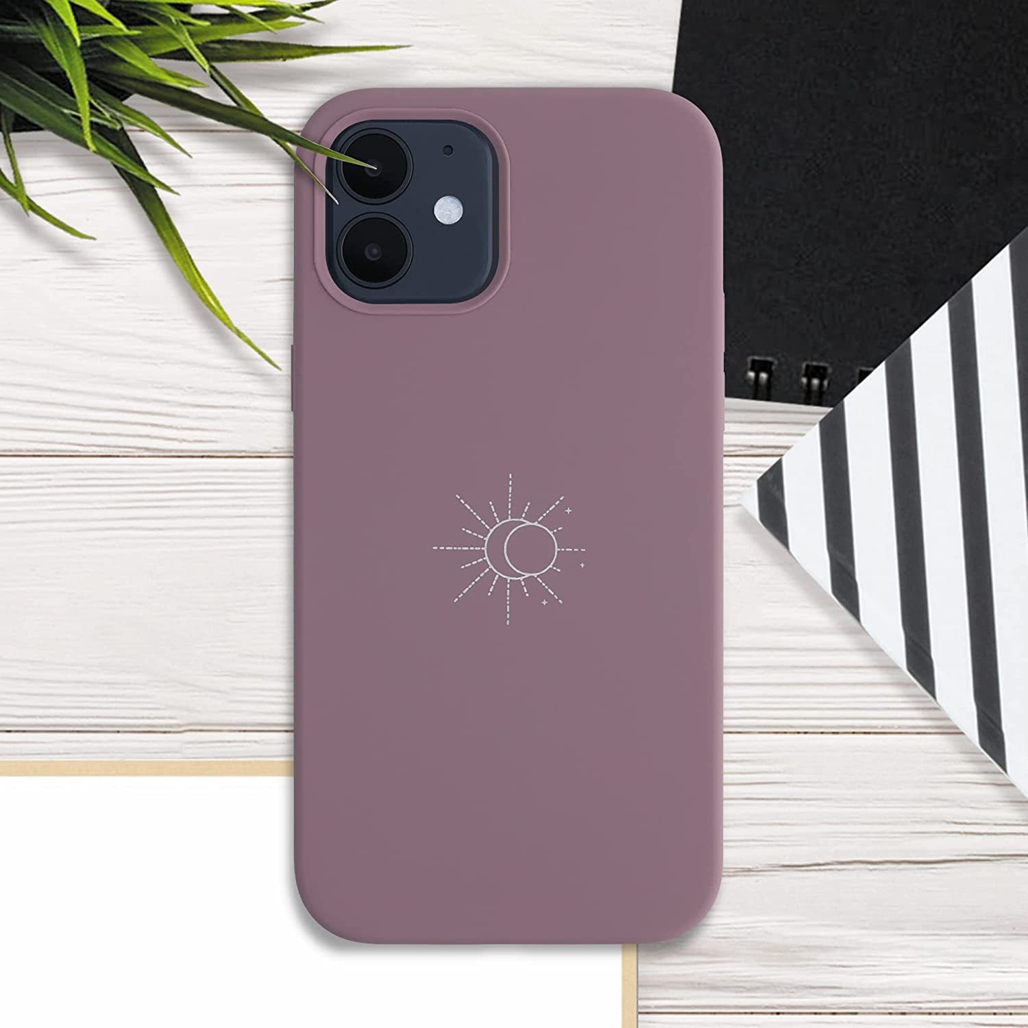 KW iPhone 12 / iPhone 12 Pro Θήκη Σιλικόνης Rubber TPU - Design Minimalism Sun - White / Grape - 53885.02