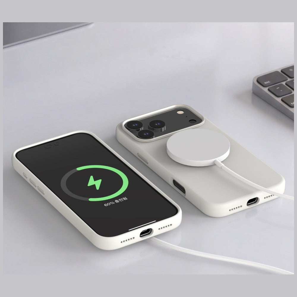 Araree iPhone 18 Pro / iPhone 17 Pro - Θήκη Σιλικόνης MagSafe - Typo Skin M - White
