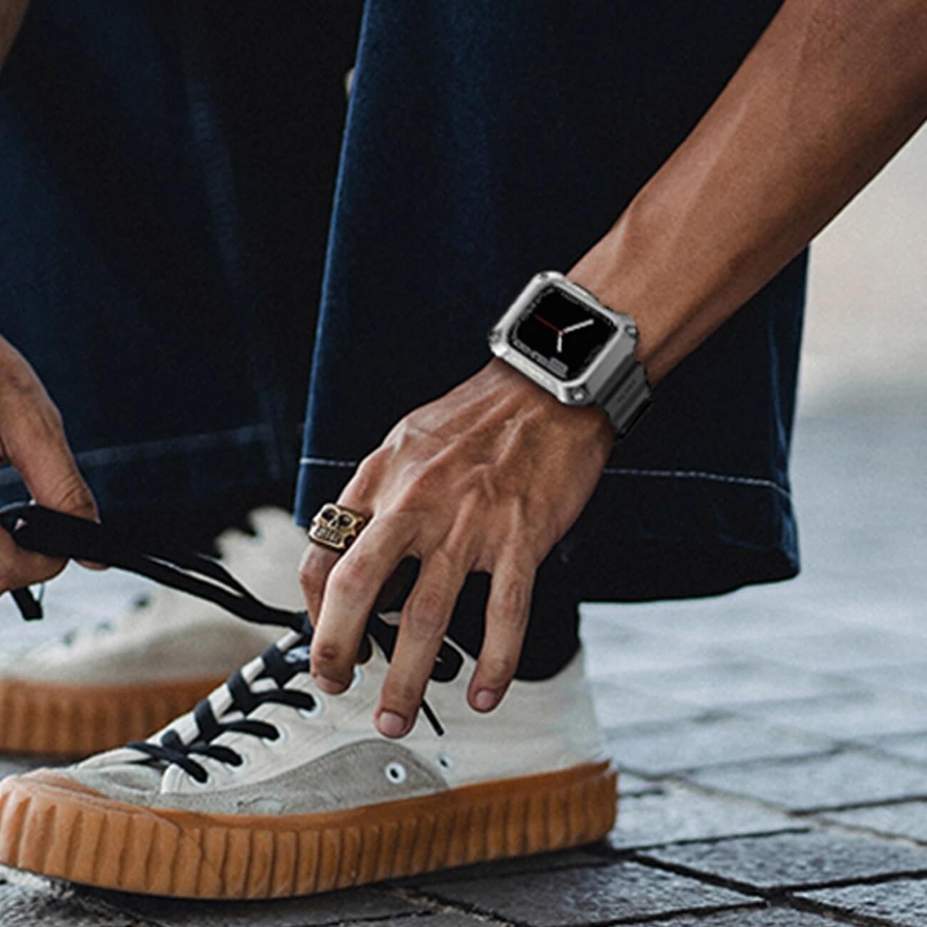 Kingxbar CYF134 2in1 Λουράκι Apple Watch 4 / 5 / 6 / SE / SE 2 - 44 mm Armored Θήκη Προστασίας με - Silver