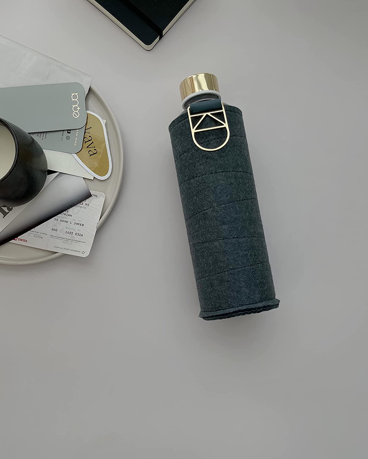 Equa Mismatch Blueberry Pie Γυάλινο Μπουκάλι Νερού με Θήκη από Τσόχα - 750ml - Blue Grey / Gold / Διάφανο