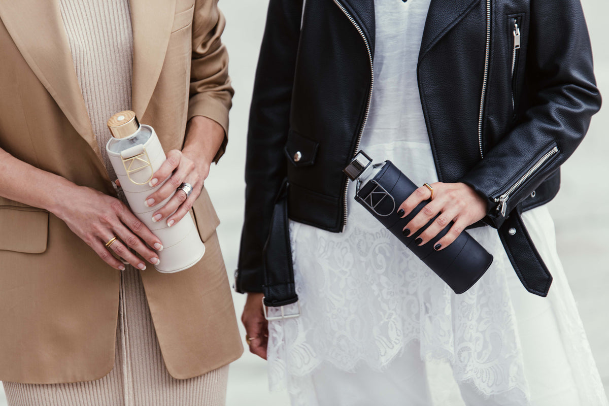 Equa Mismatch Γυάλινο Μπουκάλι Νερού με Θήκη από Δερματίνη - 750ml - Graphite / Διάφανο